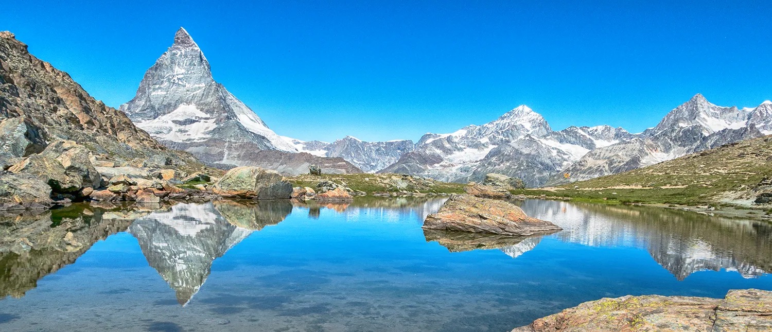 Panorama_Zermatt_Matterhorn_Riffelsee