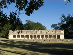Uxmal Casa de la Iguana