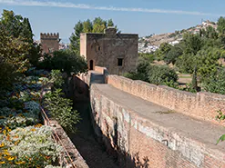 Granada Alhambra Paseo de las Torres